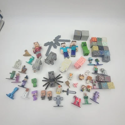 Lote de figuras de acción de juguetes surtidos de Minecraft  Foto 1 de 4
