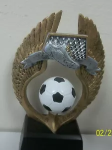 nice little soccer award, trophy, economical, 4.5" H, includes engraving - Picture 1 of 1
