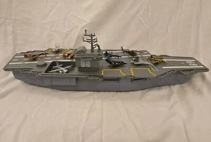 DeckJetz USS Nimitz CVN 68 - Modellspielzeug mit 10 Druckguss Flugzeugen - 31 Zoll - lesen - selten - Bild 1 von 24