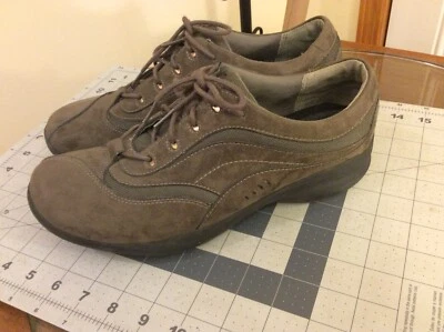 Zapatos deportivos Clarks In Motion para mujer de gamuza de cuero con cordones talla 9 m Foto 1 de 4