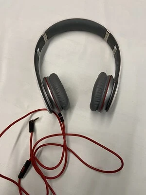 Beats By Dre White Solo HD Wired Headphones *Working* - Image 1 of 4