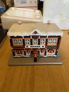 Chicago Bears Hawthorne Weihnachtsdorf Hotel NFL Football beleuchtet neu im Karton - Bild 1 von 12