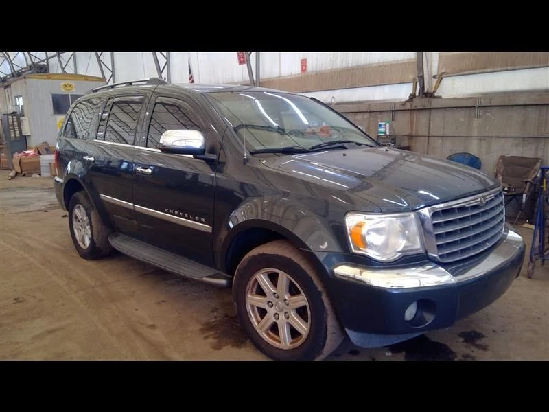 Parachoques antiniebla de esquina/estacionamiento montado para 05-10 Grand Cherokee 4241638 Foto 1 de 4