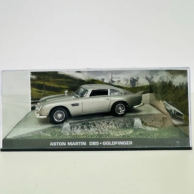 Universal Hobbies 1:43 Scale Aston Martin DB5 Diecast Car Model From Goldfinger — 第 1/2 张图片