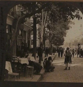 Street Scene, Sofía Bulgaria, tarjeta Stereoview vintage para estereoscopio - Imagen 1 de 3