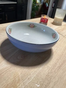 Vintage Hall Blue ROSE PARADE 9" Salad Bowl - circa 1940 - Picture 1 of 4