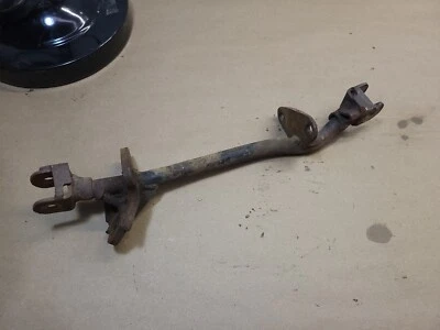 Yamaha LT2 1972 100 pies montaje de clavija 305-27411-00-33 soporte LT2M 72 soporte Foto 1 de 4