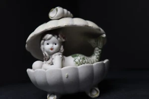 Vtg Bisque Mermaid in Clamshell Figurine Planter Japan Green Tail Shell Feet - Picture 1 of 12