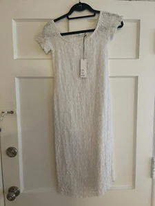 Laca USA -Color white- dress with Stretchy ruching- size XS - Picture 1 of 4