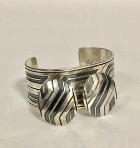 Rare James Avery Retired Cuff Bracelet & clip on earrings - Picture 1 of 12