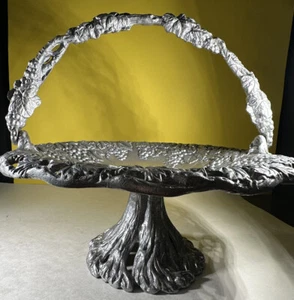 Vintage Arthur Court 1996 Podest Tablett Korb Metall Herzstück mit Trauben & Blättern - Bild 1 von 10