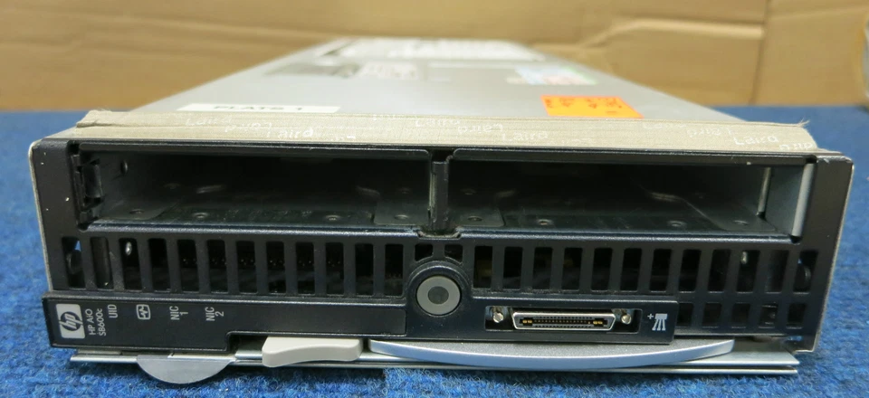 HP AiO SB600c - Xeon E5345 Quad-Core 2.33GHz, 8GB Storage Blade Server AG780A - Image 1 of 1