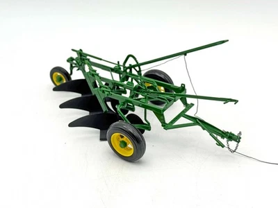 1/16 John Deere 1948 Model 55 3 Bottom Plow On Rubber With Clutch Lift - Image 1 of 2