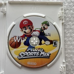 Mario Sports Mix Nintendo Wii Disc Only Replacement Case Clean *FAST SHIPPING* - Picture 1 of 5
