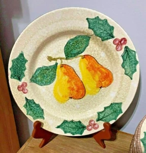 RARE Set of 4 Plates Bellini PIU Hand Painted - Italy Hollies & Berries & Pears - Picture 1 of 5