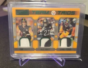 Parche Playbook Team Trios 2022 Kenny Pickett George Pickens Najee SP verde 8/25 - Imagen 1 de 2