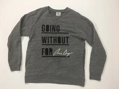 Sudadera para mujer TOMS Going Without For One Day gris bolsillos pequeña Foto 1 de 4