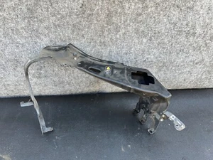 Mercedes W221 W216 S550 S400 Front Right Pass Side Radiator Clip Support oem - Picture 1 of 6