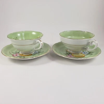 Juego de 2 tazas y platillos de pera pintados a mano de helecho vintage diseño floral de frutas verdes Foto 1 de 4