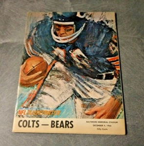 1966 BALTIMORE COLTS vs CHICAGO BEARS NFL ILLUSTRATED MAGAZINE AT MEMORIAL STADI - Picture 1 of 5