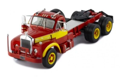 IXOMODELS - MACK B 61 6x4 1953 Rosso e giallo - 1/43 - IXOTR131.22 - Immagine 1 di 4