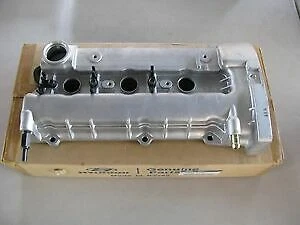 GENUINE BRAND NEW HYUNDAI TRAJET 2000-2003 COVER ASSY - ROCKER, LH - image 1 of 3