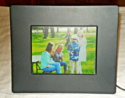 Venturer Model DPF561SE 5.6" Digital Photo Frame - Used - Image 1 of 4