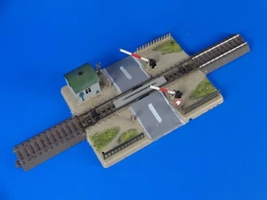 MARKLIN H0 - 7390  - Mechanically Operated Grade Crossing for ++ C TRACK ++ - Picture 1 of 4