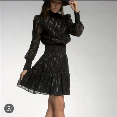 Elegante Vestido de Vacaciones Elan Troya Negro Hilo Plateado Cintura y Puños Calados M Foto 1 de 4