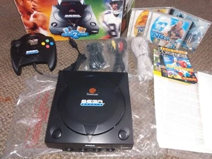 SEGA DREAMCAST SPORTS HOME CONSOLE COMPLETE IN BOX PREOWNED SEE DESCRIPTION - Picture 1 of 23