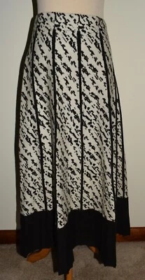 New Womens Catherine Malandrino Skirt Large Black Ivory Thick Sweater Midi - Image 1 of 3