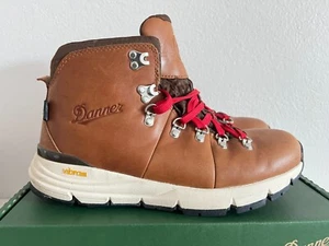 Danner Mouintain 600 G Brown Vibram Boots Size 8 US - Picture 1 of 5