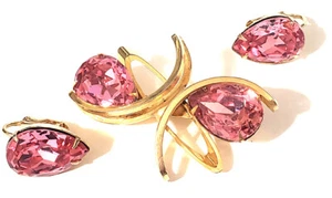 Vintage Pink Tear Drop Shaped Crystal Brooch Pin  Earrings Demi Parure Set - Picture 1 of 2