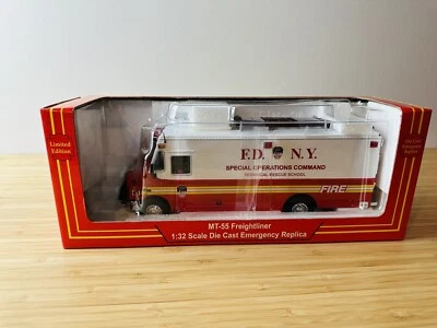 1:32 Code 3 FDNY New York Fire Department Freightliner MT-55 Command Post - Image 1 of 4