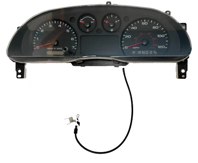 Cuadro de instrumentos velocímetro Ford Ranger 05-06 NEGRO con velocímetro OEM 5L5410849AF Foto 1 de 4