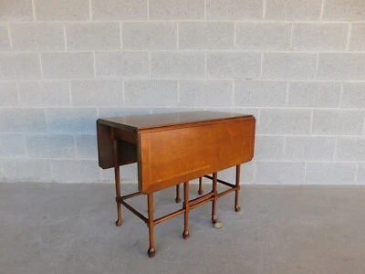 Henredon Folio 4 Caídas Puerta Lateral Pierna Bandas Superior Mesa de Acento 24"h X 30"d X 17"w Foto 1 de 4