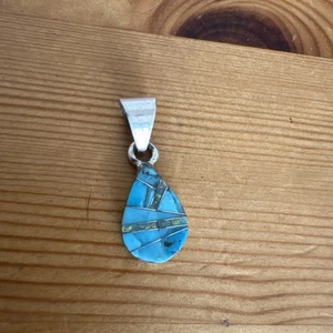 SW Sterlingsilber Träne Anhänger Türkis & Opal Inlay Hergestellt in NM 1" - Bild 1 von 3