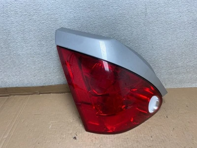 Luz trasera izquierda conductor Nissan Máxima 2004 2005 2006 2007 2008 U8585 DW Foto 1 de 4