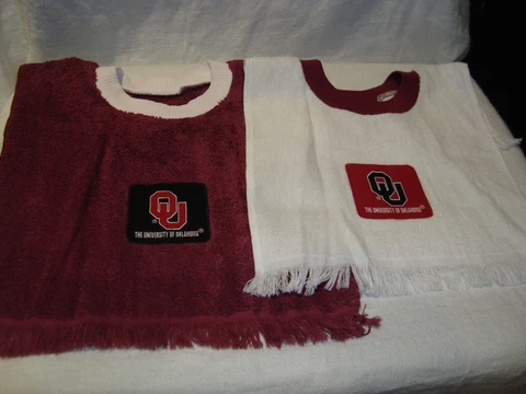 University of Oklahoma Sooners NCAA Handmade/Tea Towel Children's/Baby Bib NEW Cover
