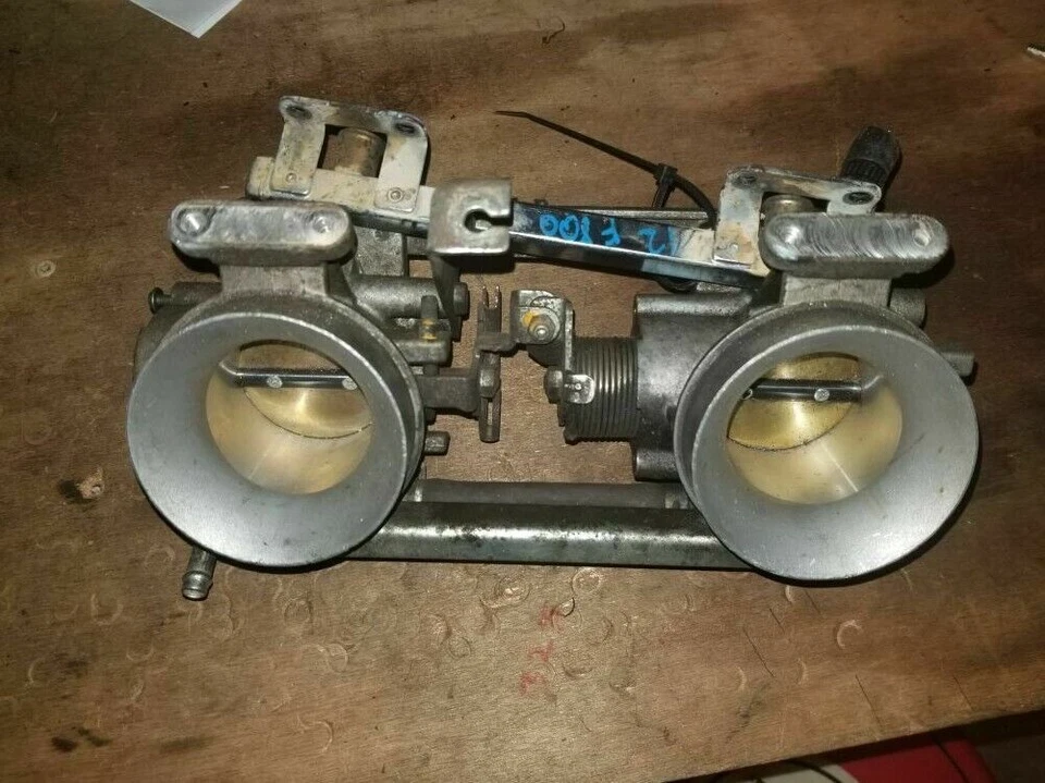 Arctic Cat Crossfire M1000 2007 2008 carrocería del acelerador OEM M 1000 07 08 trineo  Foto 1 de 1