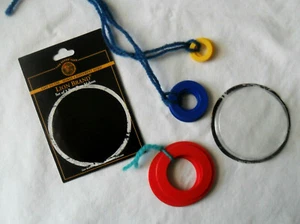 Juego de 3 FABRICANTES POM POM de plástico por hilo de la marca Lion, 3 tamaños diferentes, usados - Imagen 1 de 9
