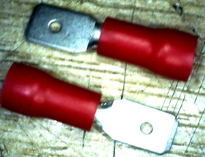 100 red 4.8mm male blade push on crimp terminal Deta C3123RD - Picture 1 of 5