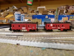 NORFOLK & WESTERN BAY # 555279  N-Scale Custom Painted Caboose - Picture 1 of 3