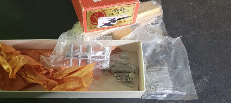 BOXED HO Scale Train Car CANNONBALL SPECIAL DESIGN SHORT RUN - Image 1 of 1