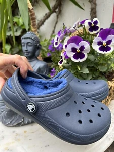 Coole Crocs Unisex Kinder Clogs Gr.31 gefüttert blau/navy LP.50€ neuwertig 👍 - Bild 1 von 15