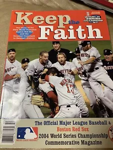 BOSTON RED SOX KEEP THE FETH 2004 WORLD SERIES CHAMPIONS RIVISTA COMMEMORATIVA - Foto 1 di 5