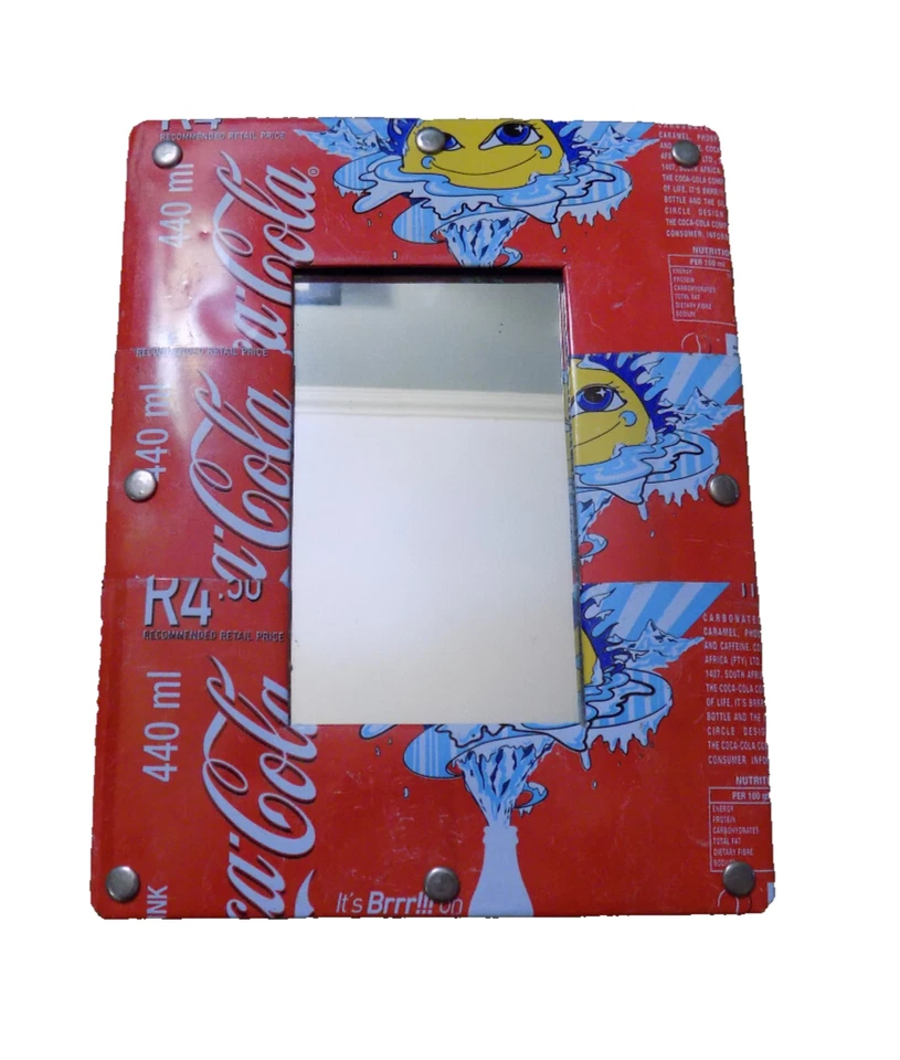 De colección ÚNICO Coca-Cola Corte Pez Amarillo en Lata de Hielo Lata Espejo Enmarcado ¡¡¡Es Brrr!!! on Foto 1 de 4