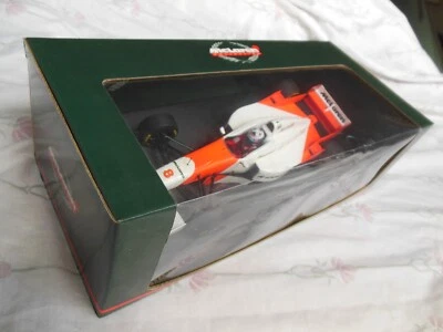 Paul's Model Art Scale 1:18 McLaren-Mercedes-Mobil #8 - Image 1 of 4