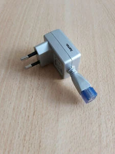 USB Ladegerät HAMA - Stecker, Adapter, Lampe, Winkel, 100-240 V AC, grau, TA-03A - Photo 1/7