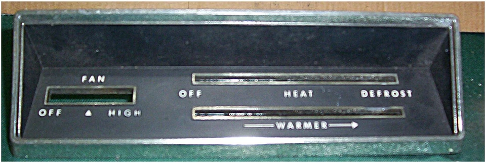 Cubierta térmica original Dodge Dart Duster 1970/76 bisel tablero 2884889 Foto 1 de 4